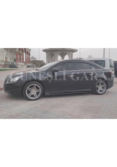 Chevrolet (Plastik)  Cruze Rieger Marşpiyel