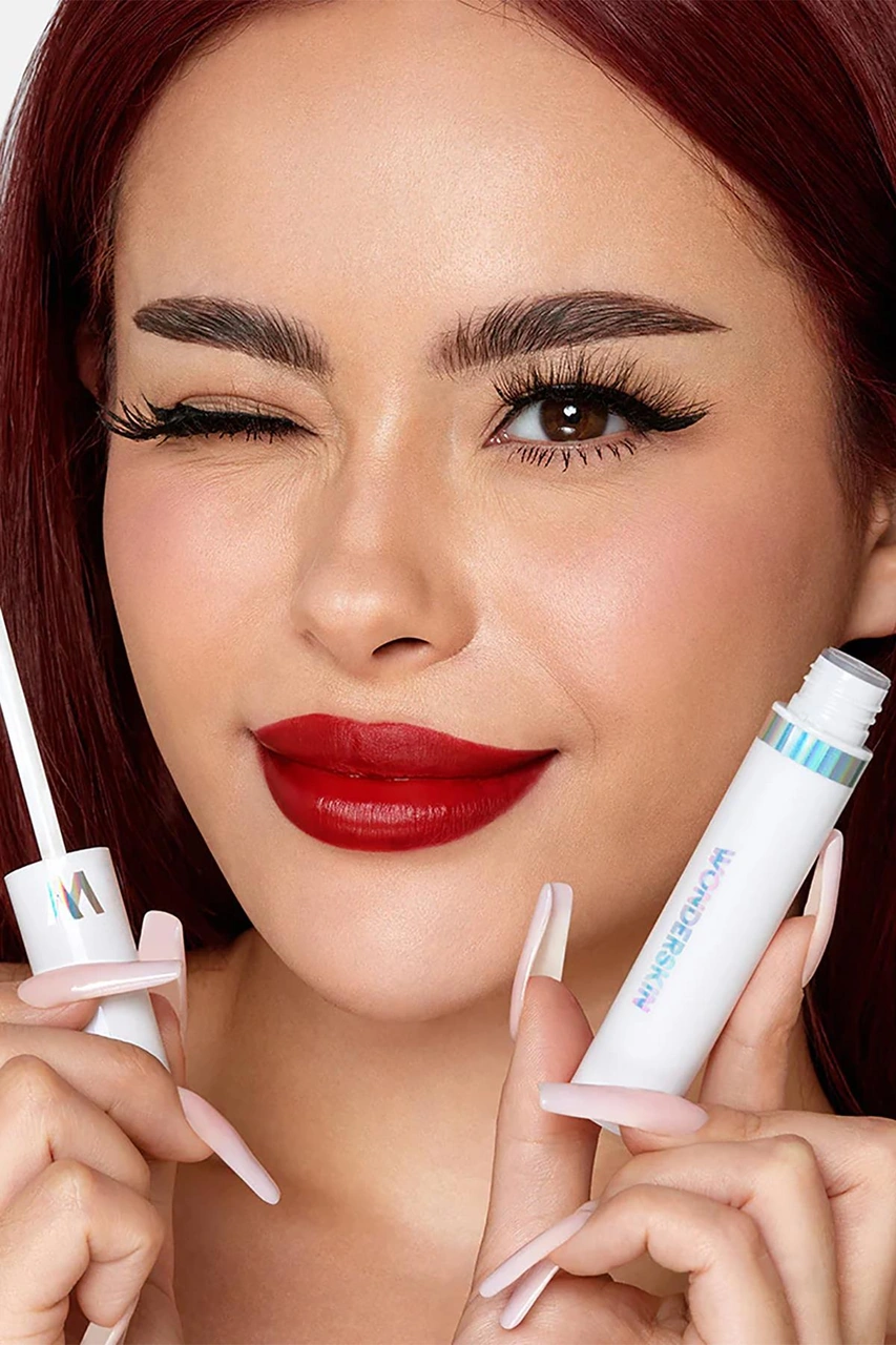 Wonderskin Uzun Süre Kalıcı Renkli Dudak Maskesi Hayley 4 ML