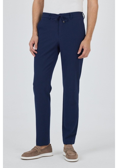 İmza Koyu Lacivert Esnek Yandan Cepli Casual Comfort Fit Jogger Pantolon 1003250117 Koyu Lacivert İmza Koyu Lacivert Esnek Yandan Cepli Casual Comfort Fit Jogger Pantolon 1003250117 Koyu Lacivert