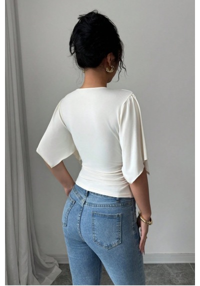 Kadın Kruvaze Yaka Yarasa Kol Likralı Şık T-shirt Beyaz