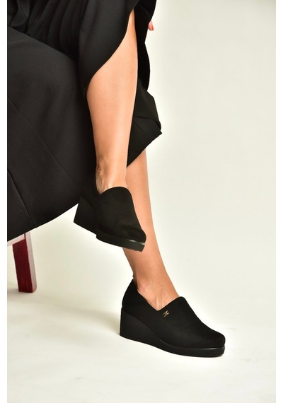 Fox Shoes Z602181602 Siyah Süet Günlük Kadın Ayakkabı