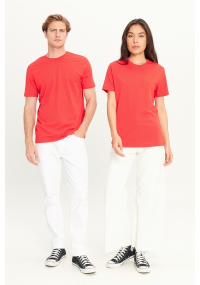 AC&Co / Altınyıldız Classics Erkek Kırmızı Slim Fit Dar Kesim %100 Pamuk Bisiklet Yaka Kısa Kollu Tişört Kirmizi