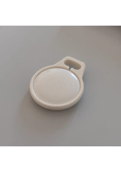 Apple Uyumlu AirTag İçin Dizayn Edilmiş Kılıf Anahtarlık Keychain Beyaz