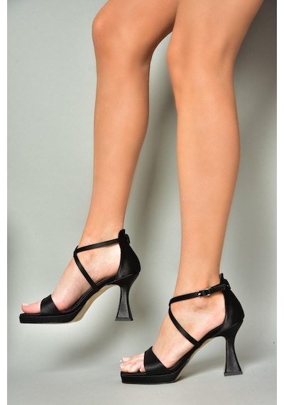 Fox Shoes S569315404 Siyah Kumaş Kalın Topuklu Ayakkabı Siyah
