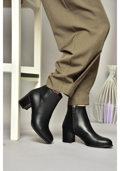 Fox Shoes T820180009 Siyah Kalın Topuklu Kadın Bot Siyah Fox Shoes T820180009 Siyah Kalın Topuklu Kadın Bot Siyah