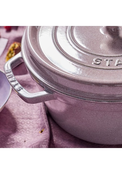 Staub La Cocotte Döküm Tencere Kiraz Çiçeği 28 Cm 6.75 L Yuvarlak Açık Pembe