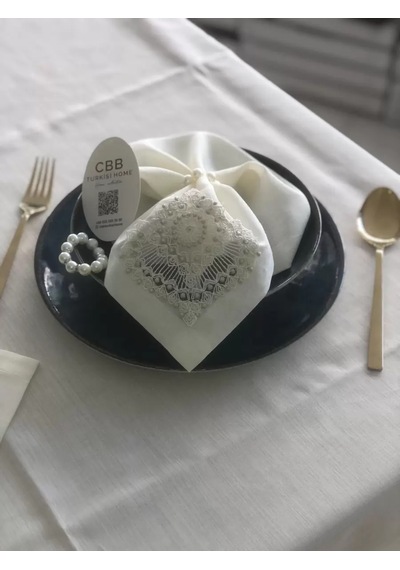 Sofra Takımı Kartanesi Gardenya Keten Yemek Takımı 160x220 Masa Seti 12 Kişilik 26 Parça Runner Set Kreme Gold Çok Renkli Sofra Takımı Kartanesi Gardenya Keten Yemek Takımı 160x220 Masa Seti 12 Kişilik 26 Parça Runner Set Kreme Gold Çok Renkli