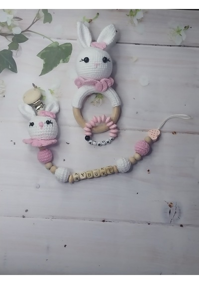Baby Happiness Amigurumi Tavsan Cingirakli Diskasiyici Özel İsimli Emzik Zinciri Bileklik