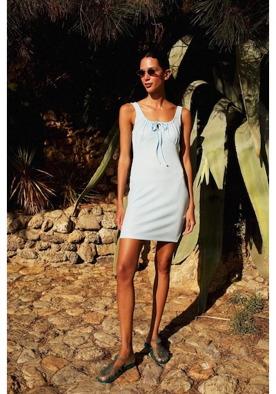 DeFacto Coool Bodycon Vücudu Saran Kare Yaka Pötikareli Bürümcük Askılı Mini Yazlık Elbise F2759AX25SMTR514 DeFacto Coool Bodycon Vücudu Saran Kare Yaka Pötikareli Bürümcük Askılı Mini Yazlık Elbise F2759AX25SMTR514