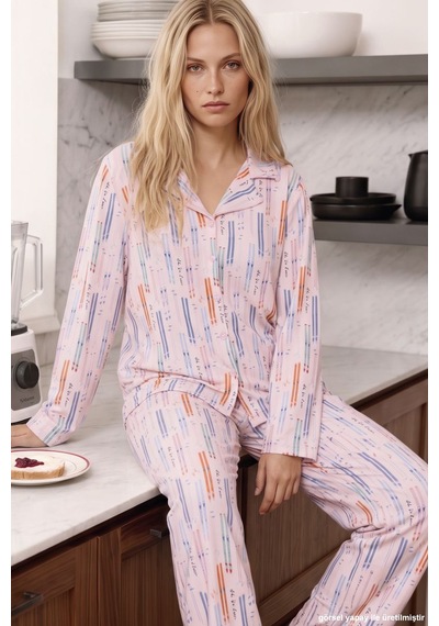 Siyah İnci Pembe Desenli Termal Kumaşlı Ultra Soft Yumuşak Düğmeli Örme Pijama Takımı 26226127 Siyah İnci Pembe Desenli Termal Kumaşlı Ultra Soft Yumuşak Düğmeli Örme Pijama Takımı 26226127