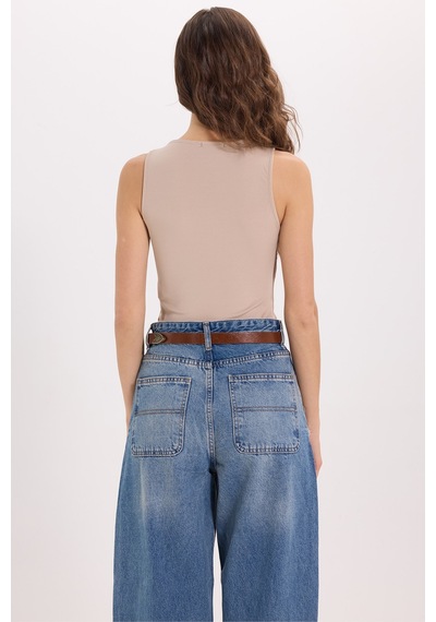 Tudors Kadın Standart Fit Normal Kesim Kolsuz Halter Yaka Bej Crop Atlet-50964