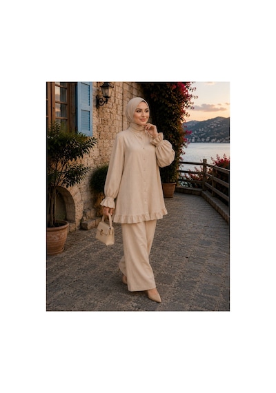 Hira Life Fashion Kadın Çilek Kumaş Dik Yaka Düğmeli Fırfır Detaylı Tesettür Tunik Pantolon İkili Takım Bej Bej Hira Life Fashion Kadın Çilek Kumaş Dik Yaka Düğmeli Fırfır Detaylı Tesettür Tunik Pantolon İkili Takım Bej Bej