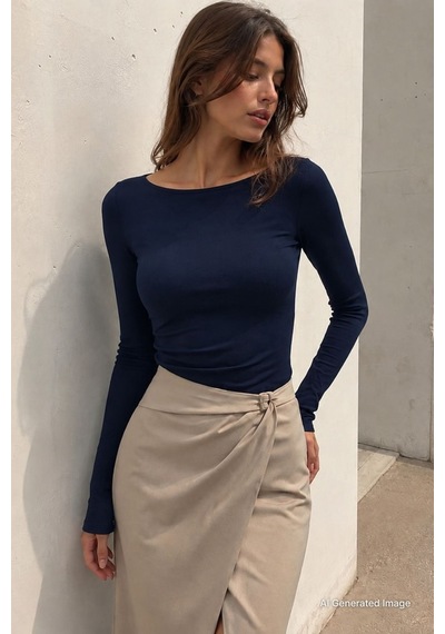 Madmext Lacivert Kayık Yaka Uzun Kollu Kadın Bluz Mg2267