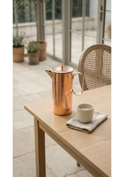 Aura Copper Bakır Sürahi 1,3 L Kapaklı Dövme Desen El Yapımı 22 Cm 0,8 Mm