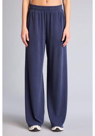 Defacto Wıde Leg Geniş Paça Standart Boy Modal Sporcu Pantolon G0754ax26smnv268 Lacivert-nv268 Defacto Wıde Leg Geniş Paça Standart Boy Modal Sporcu Pantolon G0754ax26smnv268 Lacivert-nv268