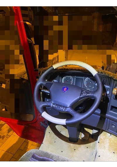 Dikişli Deri Direksiyon Kılıfı Damarlı Siyah/bej Deri Scania Tır Kamyon Siyah