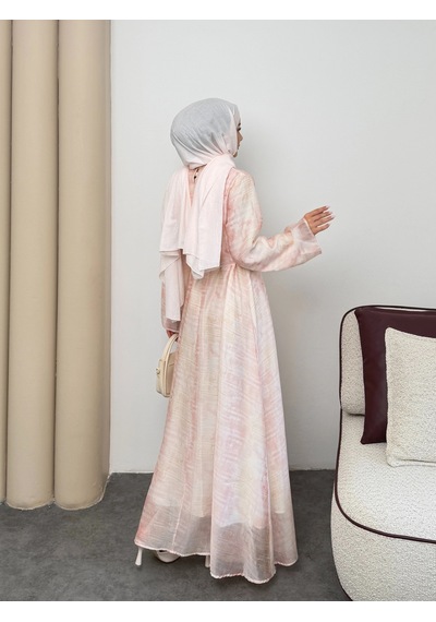 Mihran Butik Silk Model Kemerli Bilek Büzgü Desen Detaylı Kadın Elbise Pudra