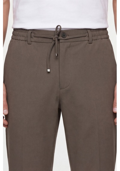 Sabri Özel Erkek Haki Normal Kesim Regular Fit Pamuklu Armürlü Bel Lastikli Jogger Pantolon Sabri Özel Erkek Haki Normal Kesim Regular Fit Pamuklu Armürlü Bel Lastikli Jogger Pantolon
