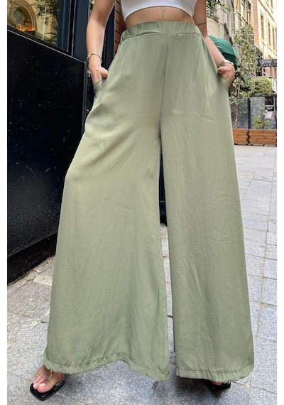WeShaya Kadın Haki Beli Lastikli,cepli, Bol Paça, Salaş Krep Pantolon - Tesettüre Uygun Haki WeShaya Kadın Haki Beli Lastikli,cepli, Bol Paça, Salaş Krep Pantolon - Tesettüre Uygun Haki