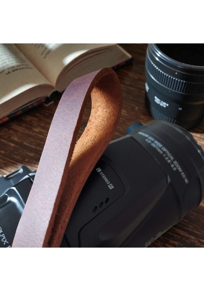 Hakiki Deri El Yapımı Fotoğraf Makinesi Bilek Askısı - 2 Cm Genişlik 2 Mm Kalınlık Kızıl Kahve Kamera Bilekliği Kahverengi