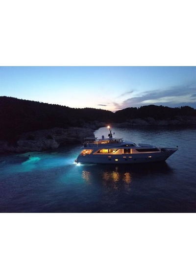 Bluefin LED Piranha P24CC Su Altı Lambası 10000 Lümen-RGBW