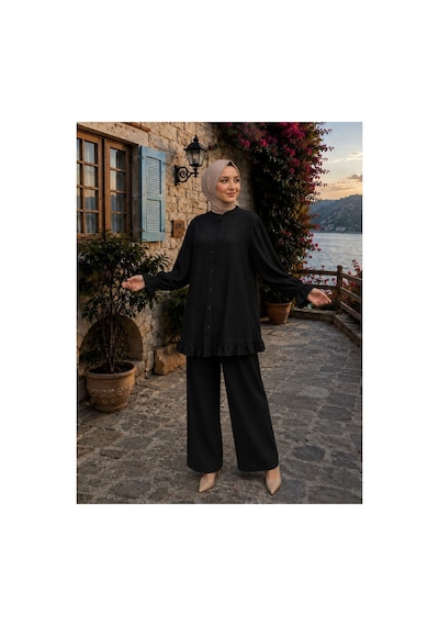 Hira Life Fashion Kadın Çilek Kumaş Dik Yaka Düğmeli Fırfır Detaylı Tesettür Tunik Pantolon İkili Takım Siyah Siyah
