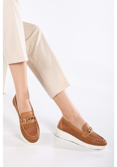 Analin Shoes Kadın Hakiki Deri Günlük Lazerli Tokalı Rahat Ayakkabı Taba