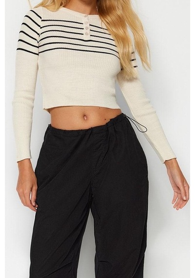 Ersefa Stil Modern Kadın Crop Standart Kol Bisiklet Yaka Çizgili Triko K Taş