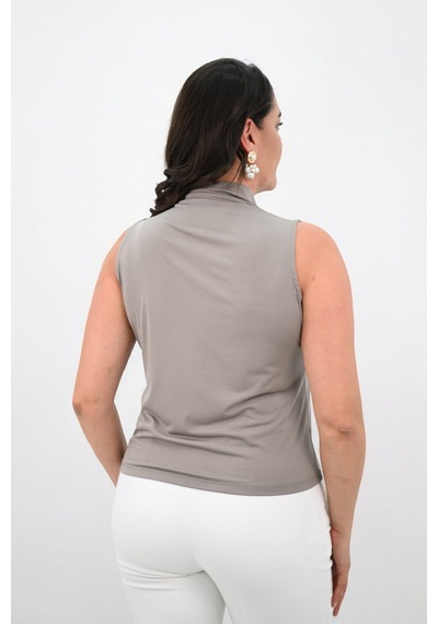 Kadın Büyük Beden Drape Detaylı Dik Yaka Bluz 1851-25 001