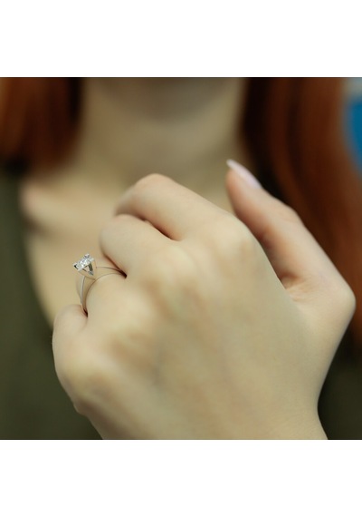 Lova 0,60 Karat Efektli Pırlanta Tektaş Yüzük - 1040109