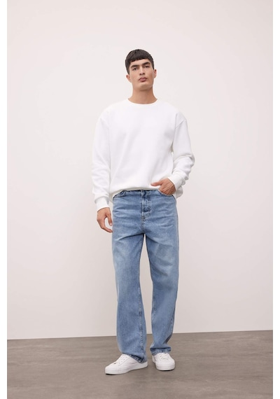 DeFacto Oversize Geniş Kalıp Bisiklet Yaka Kalın Basic Düz Sweatshirt T5139AZ24AUWT32