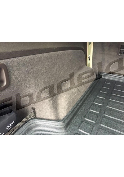 Audi Q7 Bagaj Koruyucu Havuzlu Paspas Kaucuk Kokusuz 3d
