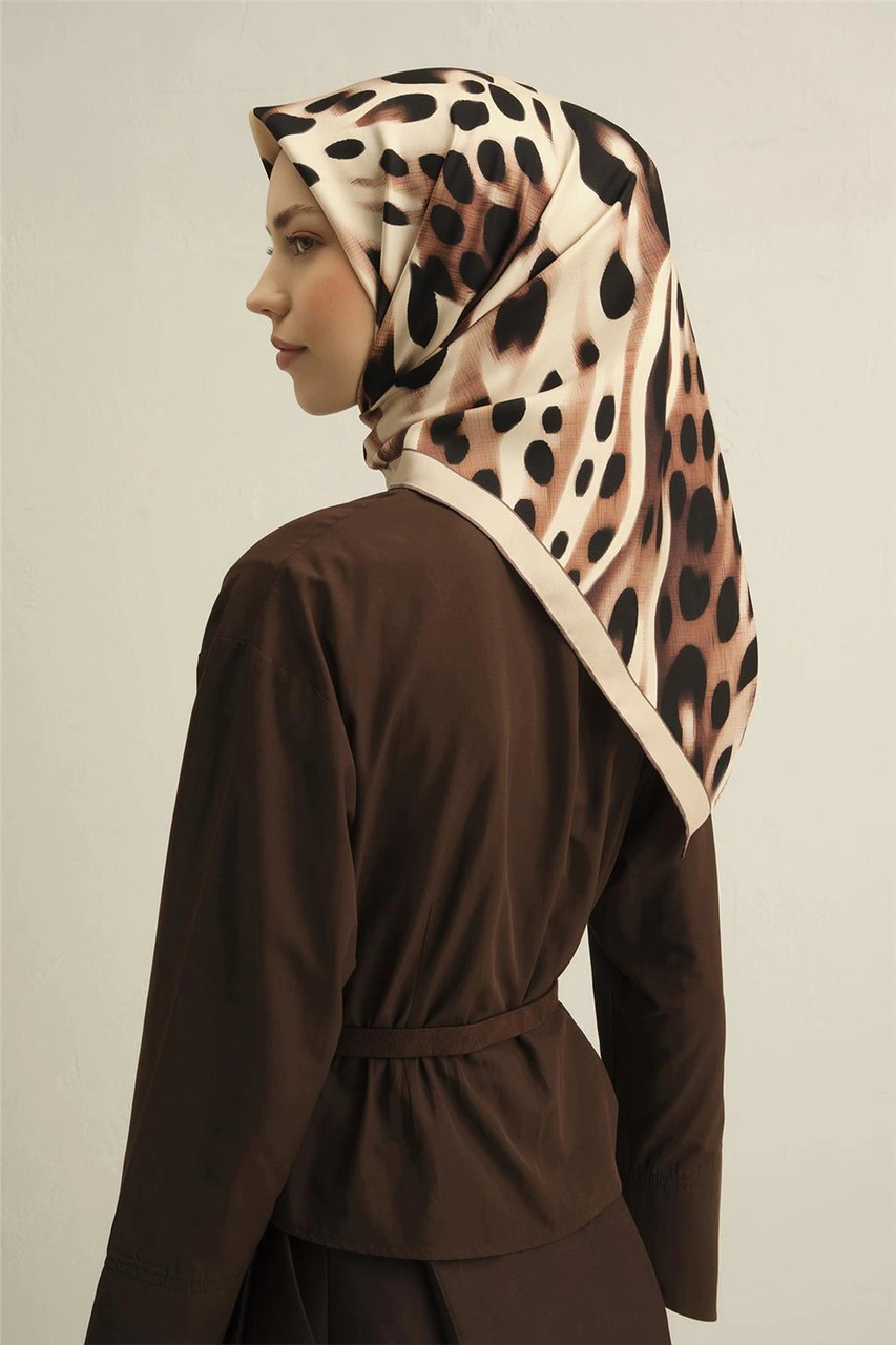 Armine Leopar Desenli Saf İpek Sura Eşarp 9320d 31 KAhverengi