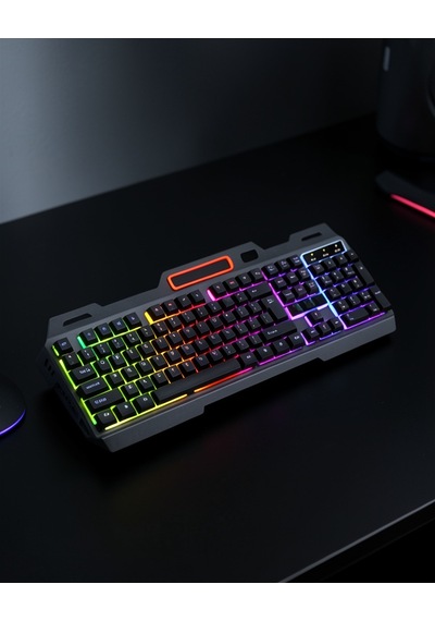 Oyuncu Klavye Ve Fare Seti Rgb Işıklı Q Tuş Dizilimi Uuczpg8018klavye1