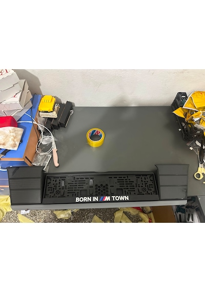 Bmw E36 Siyah Plakalık Born In M Town M Logolu Arka Plaka Altlığı Çerçevesi