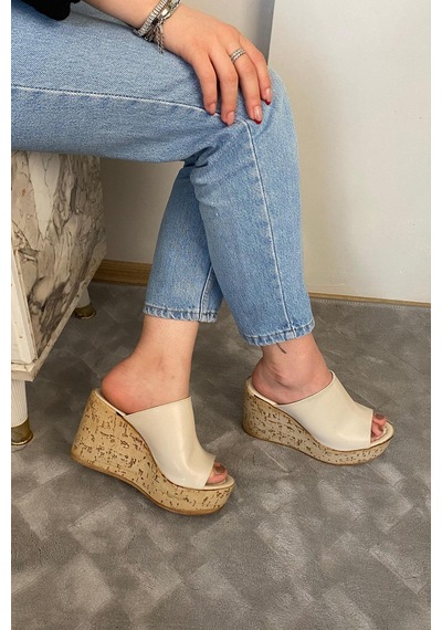 Asmi Shoes Kadın Limo Bej Dolgulu Mantar Taban Terlik 10 Cm Krem Krem