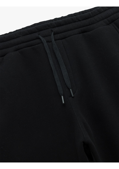 Koton Beli Bağcıklı Şardonlu Cep Detaylı Jogger Eşofman Altı Siyah 6wam40013mk Siyah