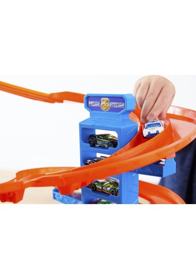 Hot Wheels Ultimate Garaj Dev Kule   Fml03.