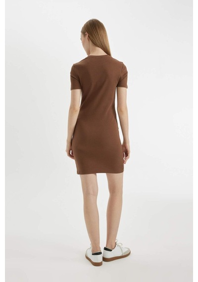 DeFacto Coool Bodycon Vücudu Saran Bisiklet Yaka Fitilli Kaşkorse Kısa Kollu Mini Elbise -  C1503AX24SPBN321