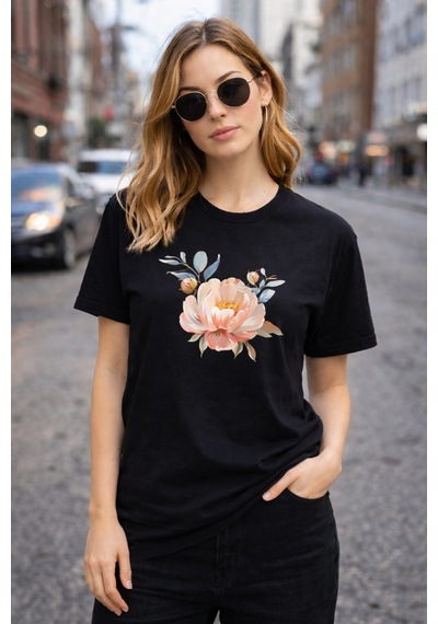 Herkesemoda Pembe Çiçek Baskı Detaylı Basic T-shirt Siyah
