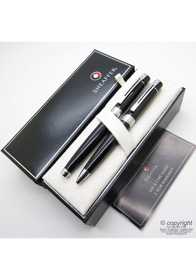 Sheaffer 300 Siyah Dolma Kalem + Tükenmez Kalem Seti İsme Özel