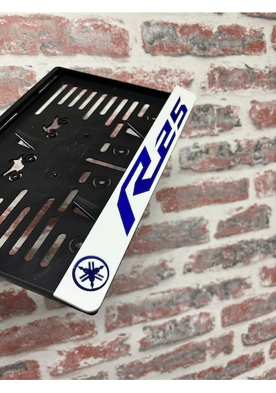 Yamaha R25 Beyaz Pleksi Motor Plakalığı