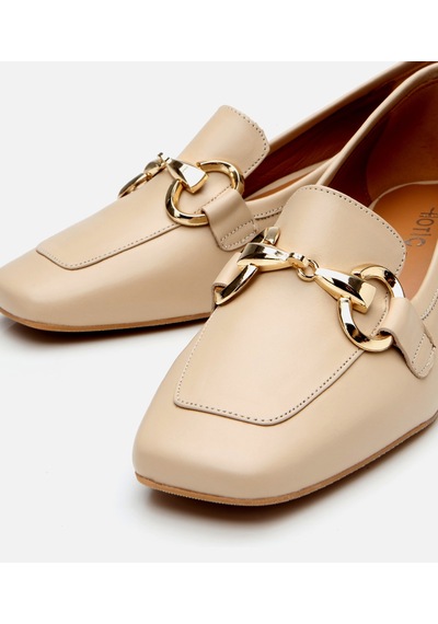 Hotiç Kadın Deri Bej Tokalı Kalın Topuklu Klasik Loafer