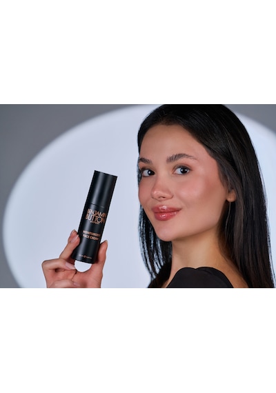 Benjamin Button Effect Moisturizer Face Cream
