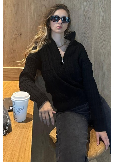 Madmext Siyah Dik Yaka Fermuar Detaylı Örme Kazak Mg2229