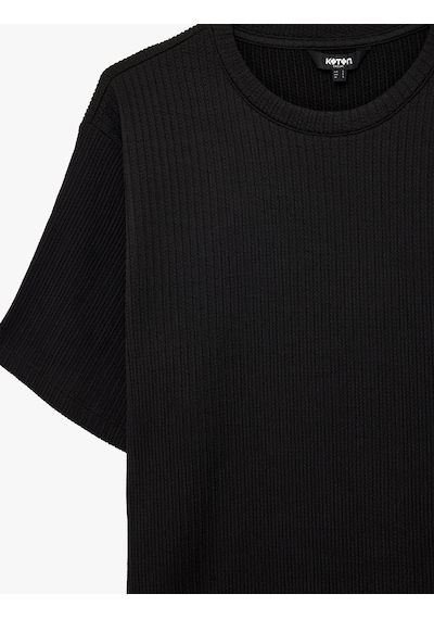 Koton Regular Fit Dokulu Kısa Kollu Basic Bisiklet Yaka Tişört Siyah 6sam10054mk Siyah