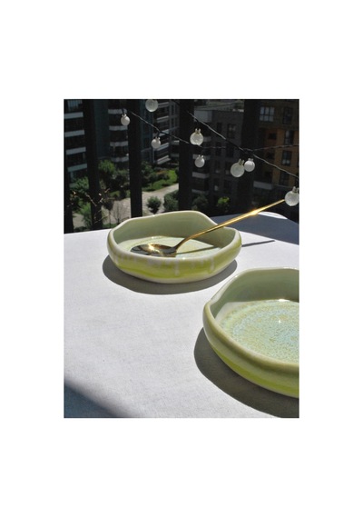 2 Adet Yeşil Porselen Kıvrımlı Mini Fırın Kabı 14 Cm Küçük Boy Sunum Tabak Meze Salata Tabağı Asimetrik