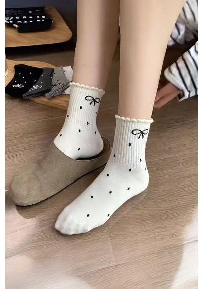Hitit Socks Kadın 4 Çift Kurdale Ve Puantiye Desenli Günlük Kullanıma Uygun Japon Tarzı Kolej Çorap Çok Renkli