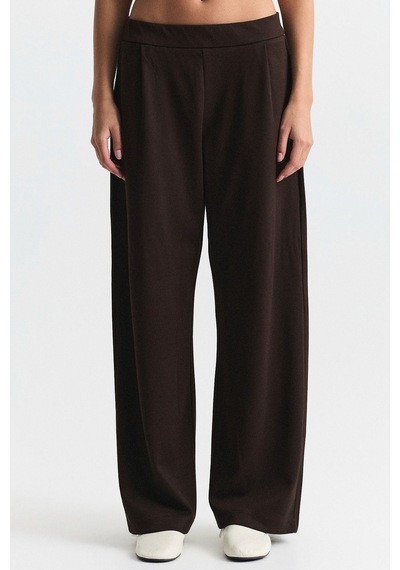 Antioch Bisiklet Yaka Sweatshirt Ve Jogger Pantolon Takım Kahve