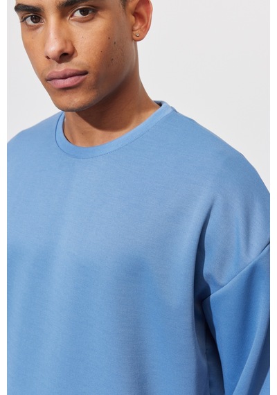AC&Co / Altınyıldız Classics Erkek İndigo Oversize Fit Bol Kesim Bisiklet Yaka Düz Sweatshirt 4A5221200005INDS İndigo AC&Co / Altınyıldız Classics Erkek İndigo Oversize Fit Bol Kesim Bisiklet Yaka Düz Sweatshirt 4A5221200005INDS İndigo